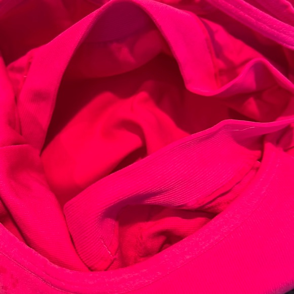 NWOT, Nux, women’s athletic double strap, crisscross-back cami, shelf bra - Picture 7 of 7